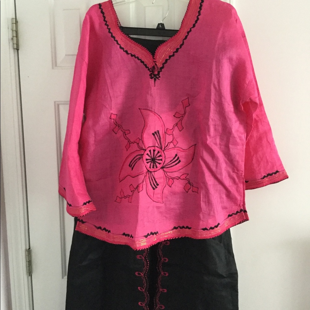 Two piece skirt set
